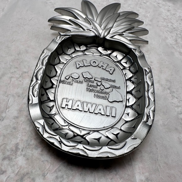 Pineapple Shape Silver Metal Aloha Ashtray w/ State of Hawaii Engraving - Picture 13 of 15
